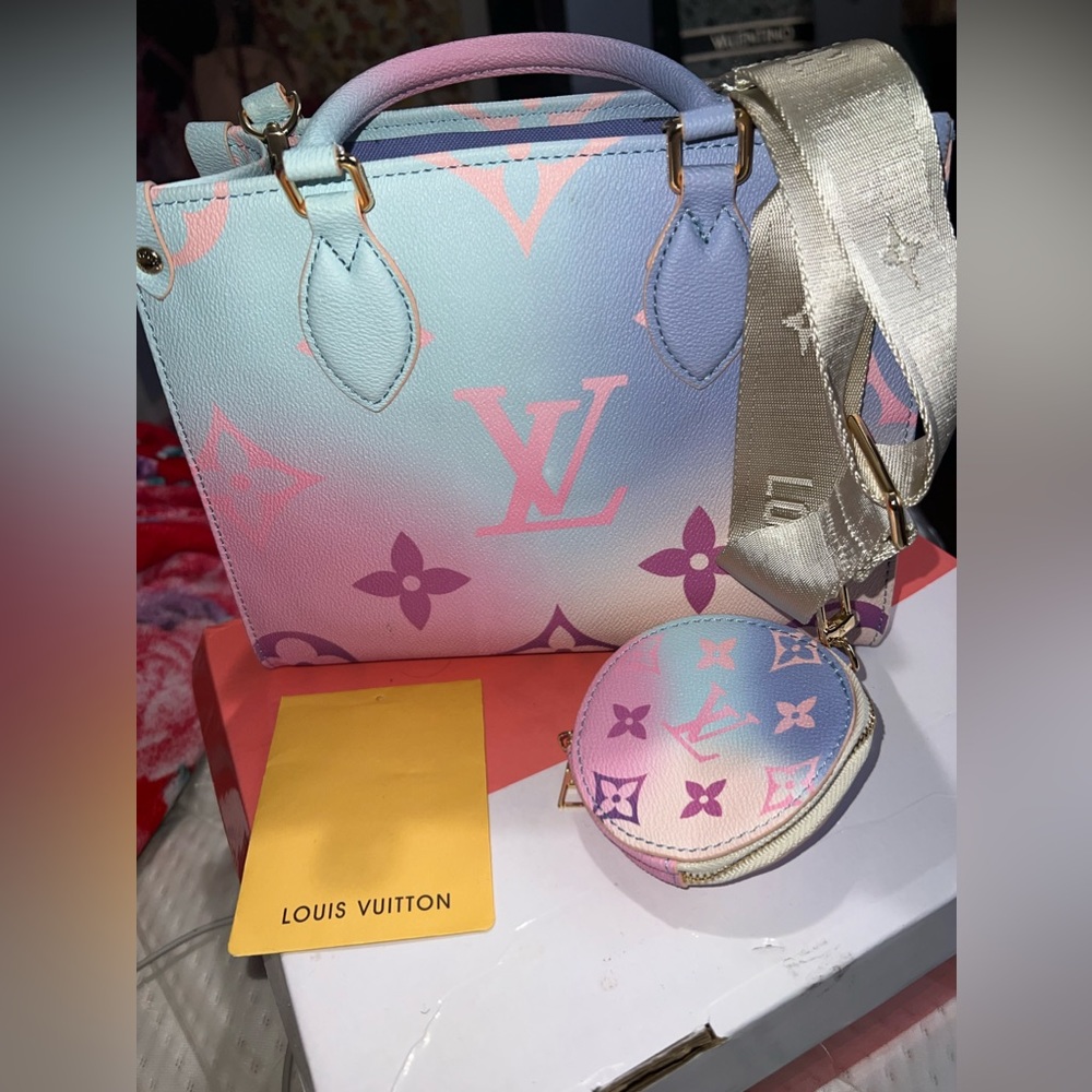 Small tote bag